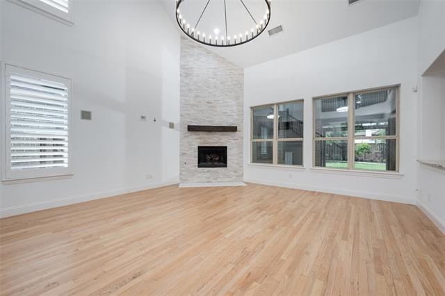 Building Photo - 968 Highpoint Way