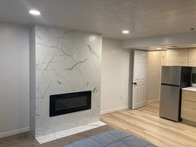 Building Photo - 3862 W 860 N