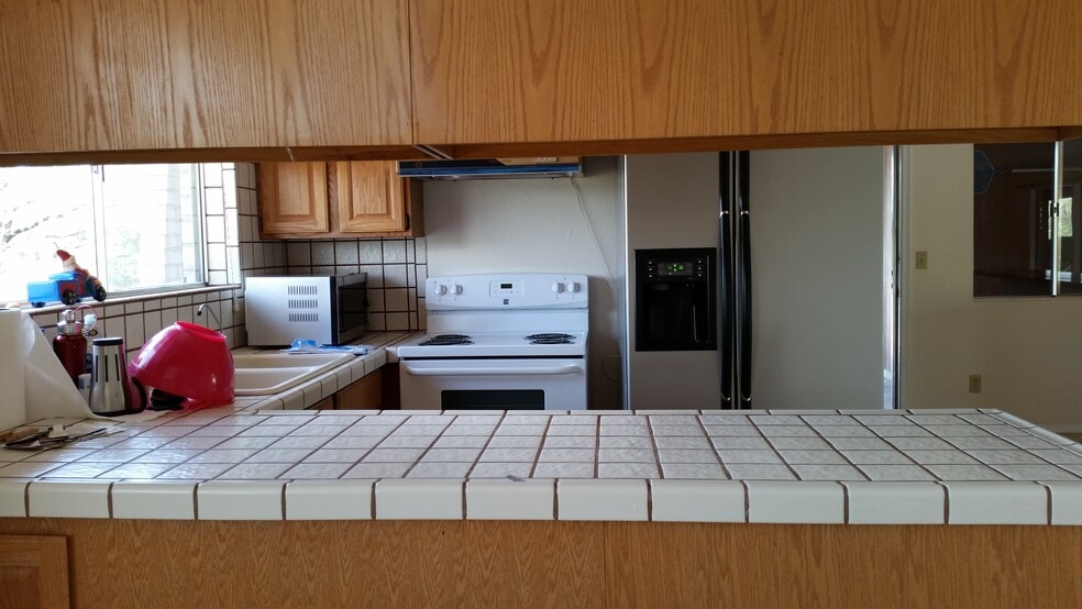 Building Photo - 9291 E Shonto Ln