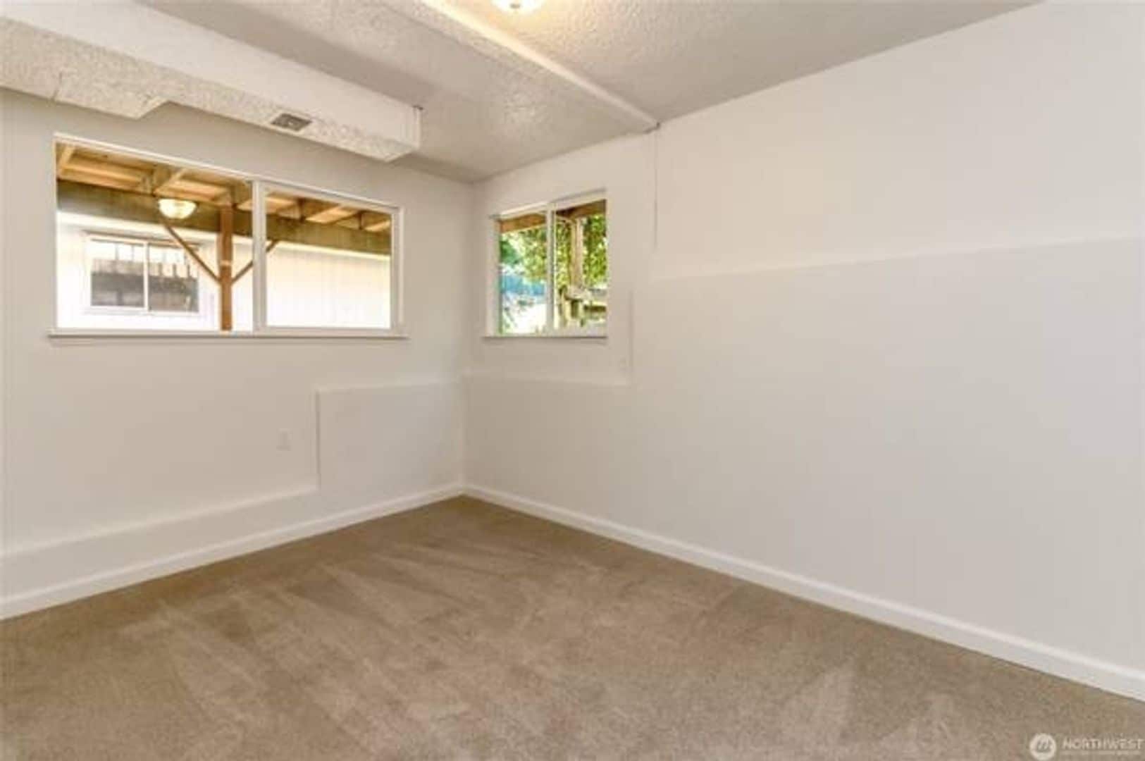 Building Photo - 30240 7th Ave S