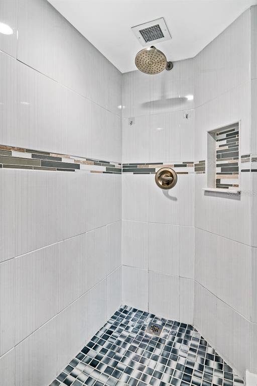 Building Photo - 2401 Bayshore Blvd