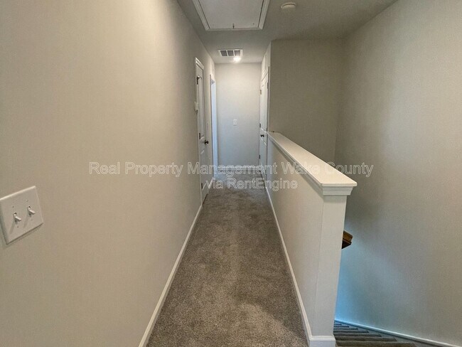 Building Photo - 2727 Chert Ln