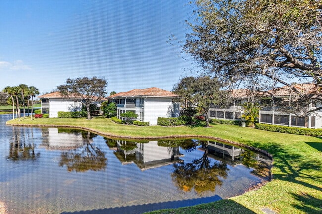 Building Photo - 19811 Boca W Dr