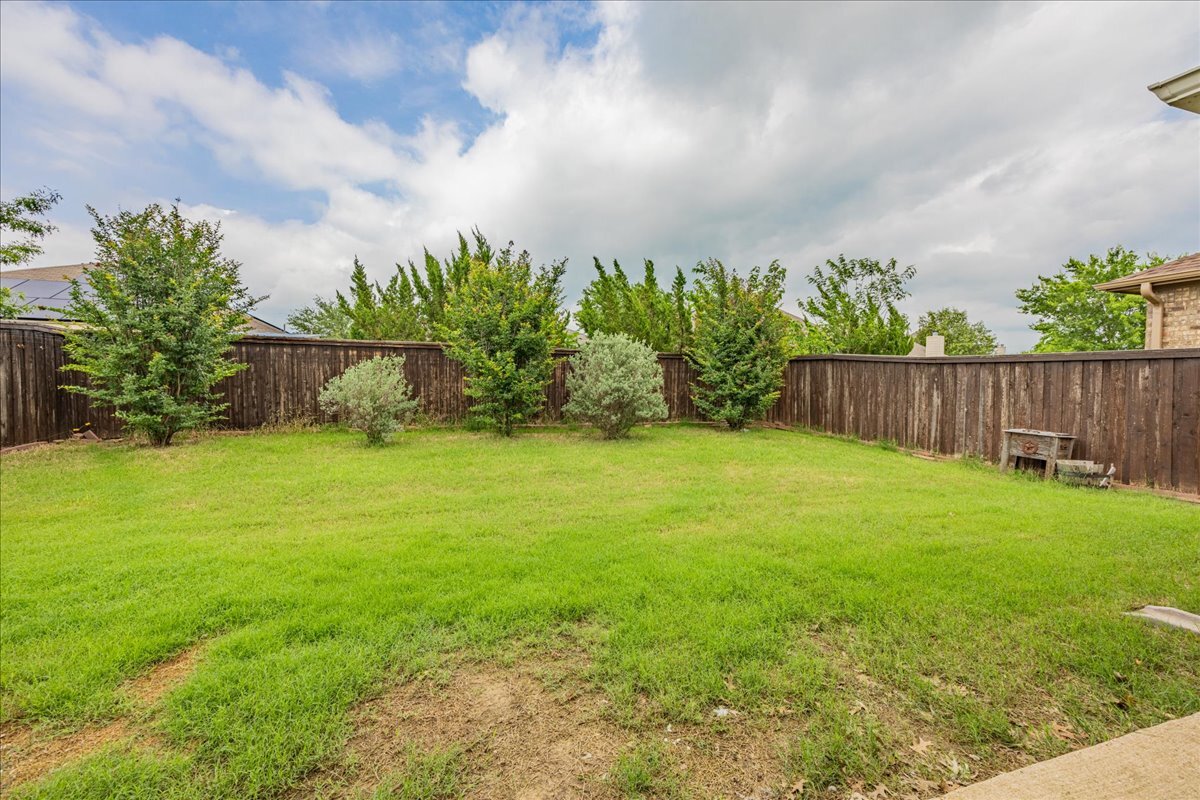 Backyard with Covered Patio - 5604 Balmorhea Dr