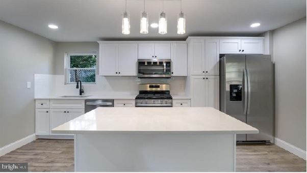 Building Photo - 432 Vernon St