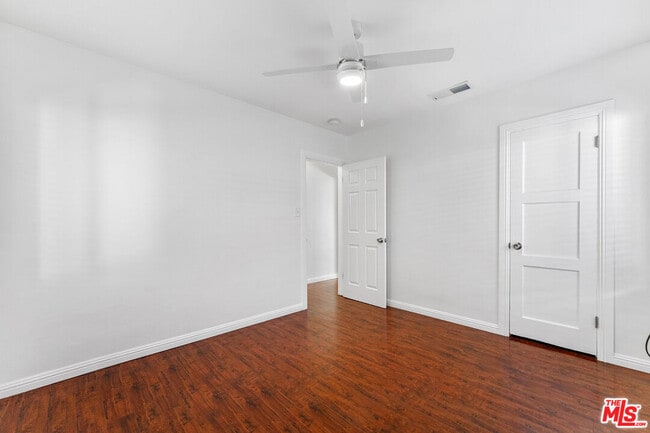 Building Photo - 2723 Ballard St