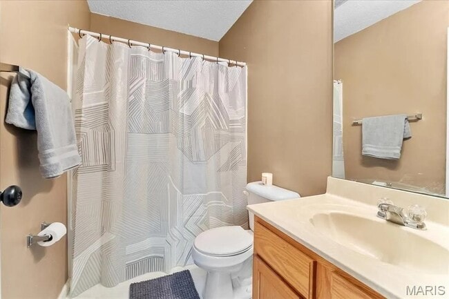 Building Photo - 1082 Chesterfield Dr