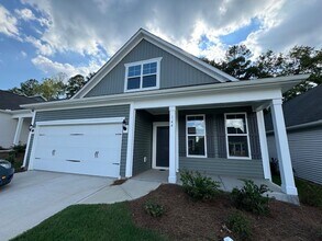 Building Photo - Renaissance at White Oak