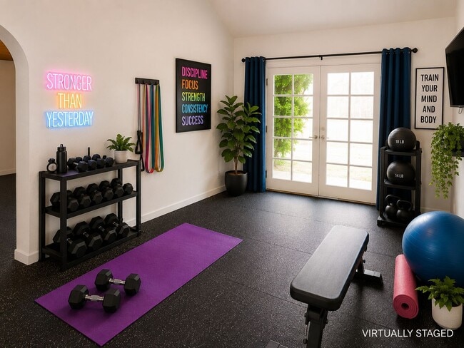 Building Photo - Spacious Student Rental Near Campus – HUGE DISCOUNT + ONE MONTH FREE!