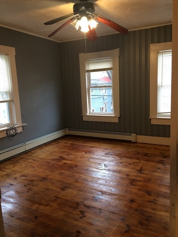 Building Photo - 8 Grant St