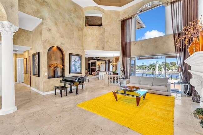 Building Photo - 6321 NW 120th Dr