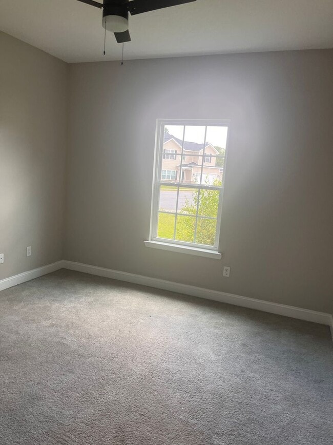 Building Photo - 128 Brasher Dr