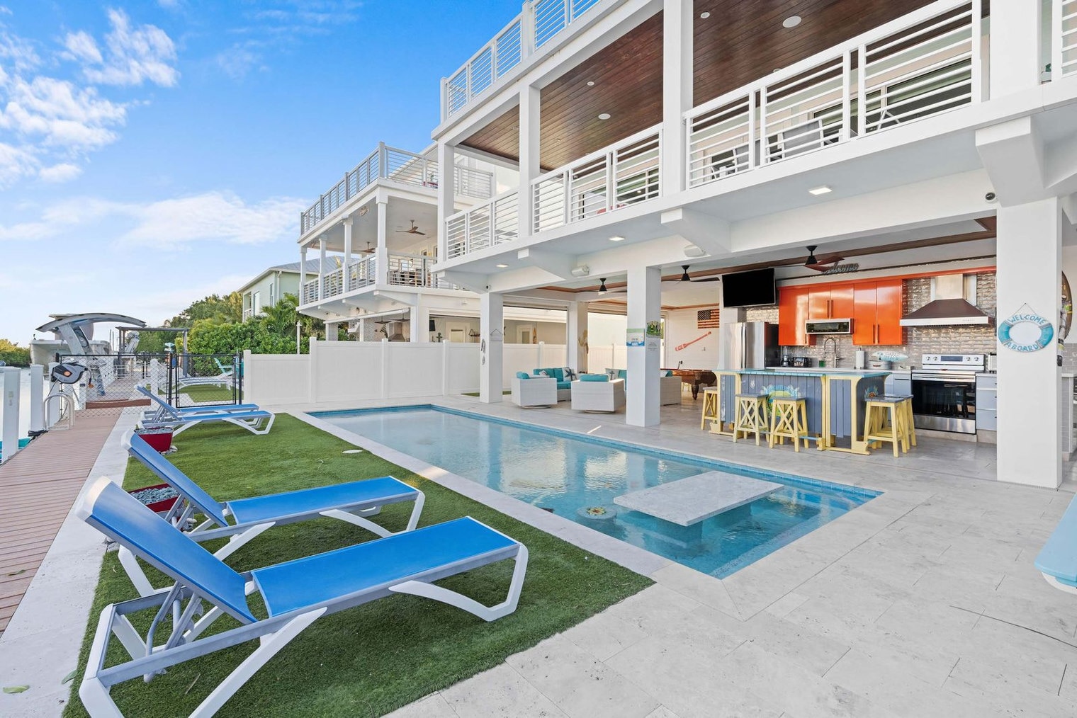 Building Photo - 811 104th St