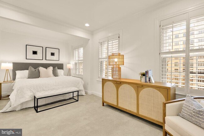 Building Photo - 1704 16th St NW