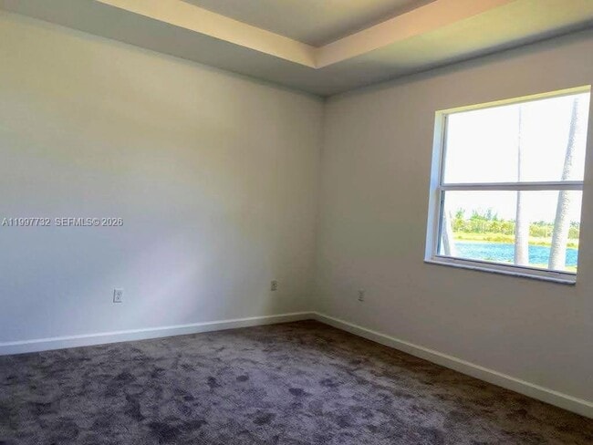 Building Photo - 1845 SE 27th Rd