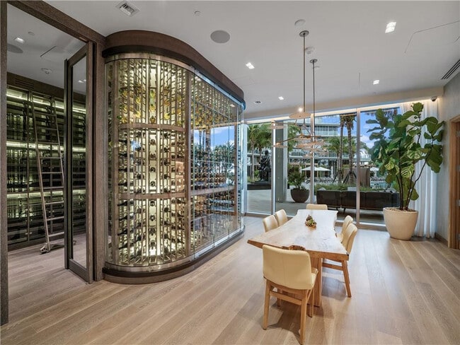 Building Photo - 2200 N Ocean Blvd