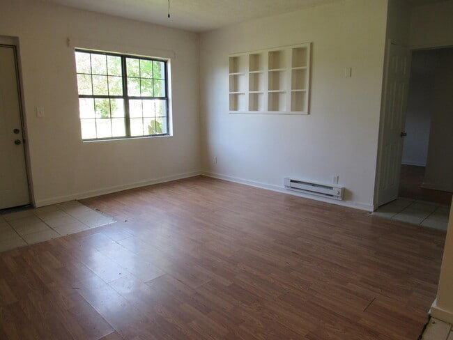 Building Photo - 43 Turnbo Rd