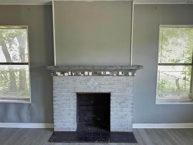 Building Photo - 2604 Wenonah Ave