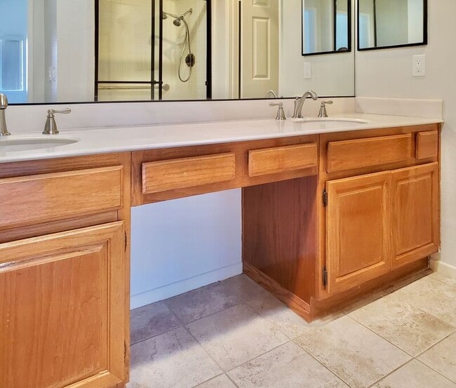 Building Photo - 25685 Fishermans Dr