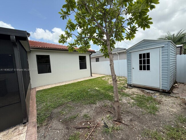 Building Photo - 13631 SW 272nd Terrace