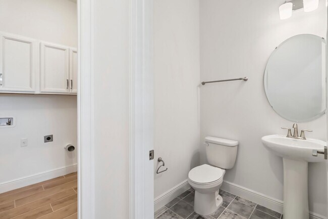Building Photo - Beautiful Brand New 3/2.5 Home for Rent wi...