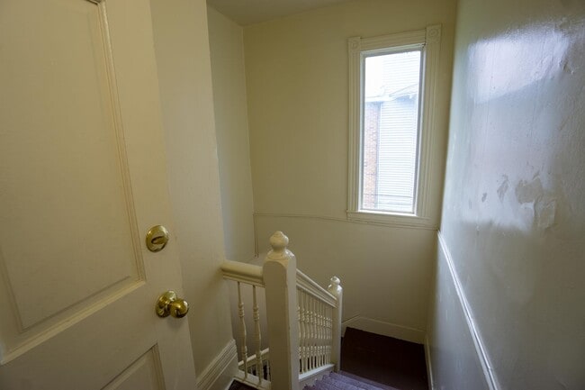 Building Photo - 107 Trinity Pl