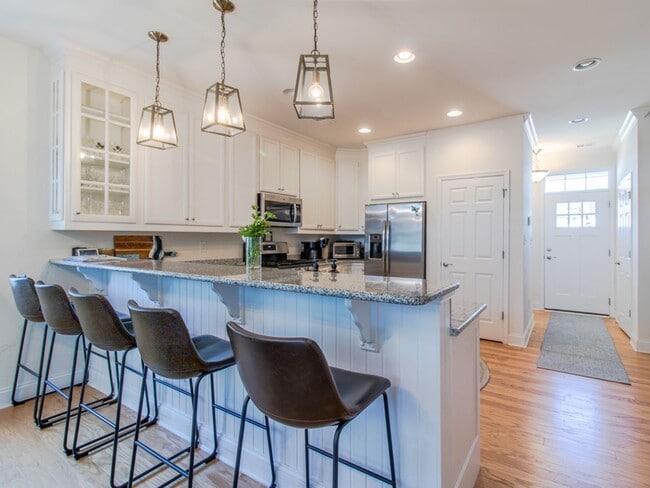 Building Photo - Unfurnished Year-Round Rental: 4BR End-Unit Townhome in Governors Near Downtown Lewes & Bike Trail