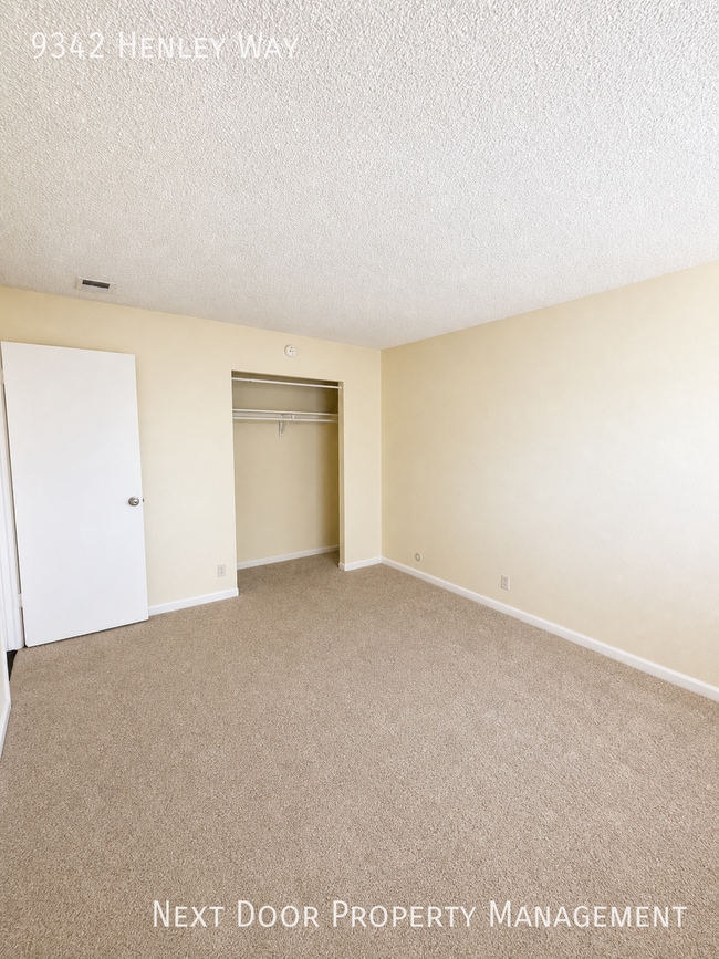 Building Photo - 9342 Henley Way