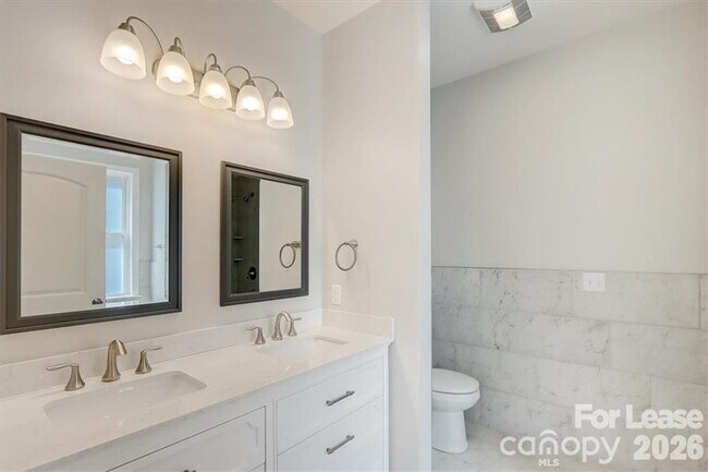 Building Photo - 48 John Halford Ct