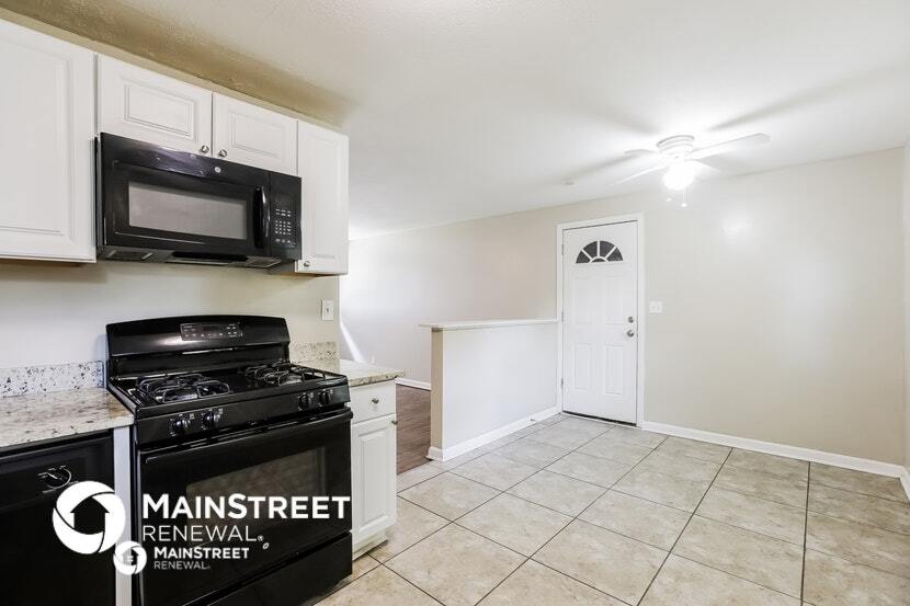 Building Photo - 8502 Crystal Ave