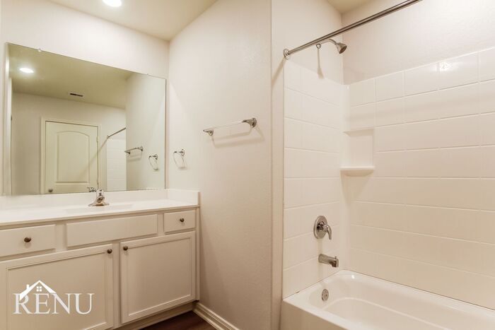 Building Photo - 10490 Red Cardinal Dr