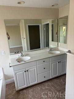 Building Photo - 33760 Willow Haven Ln