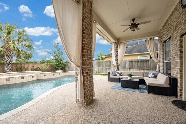 Building Photo - 9914 Slover Creek Ln