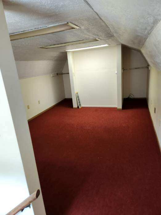 Building Photo - 614 Olive Ln