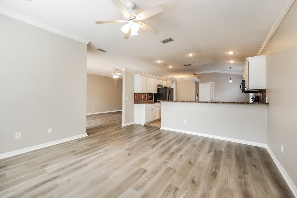 Building Photo - 304 Fareham Dr