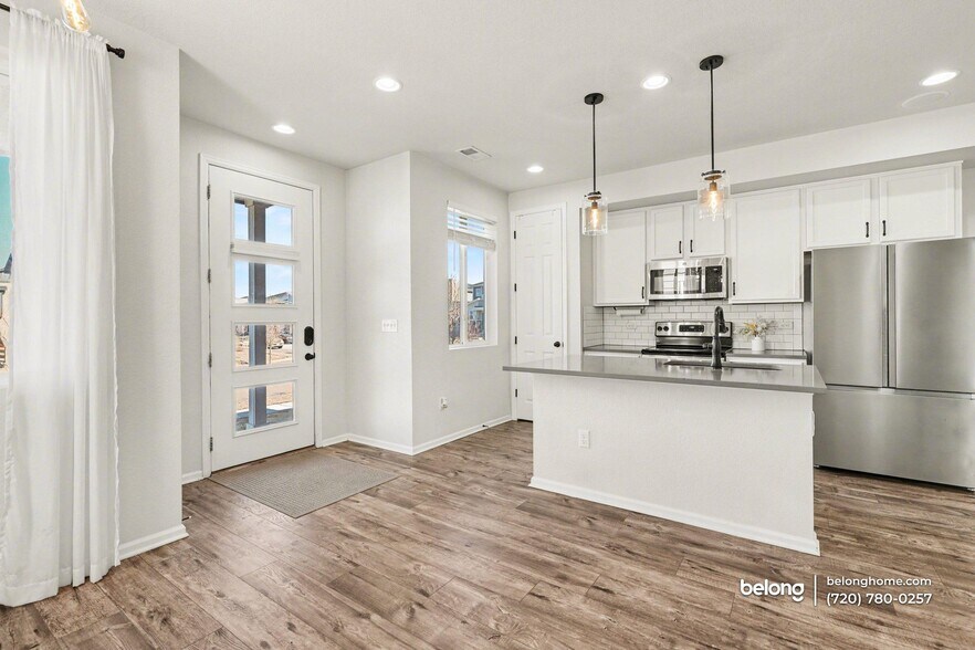 Building Photo - 18100 E 96th Pl