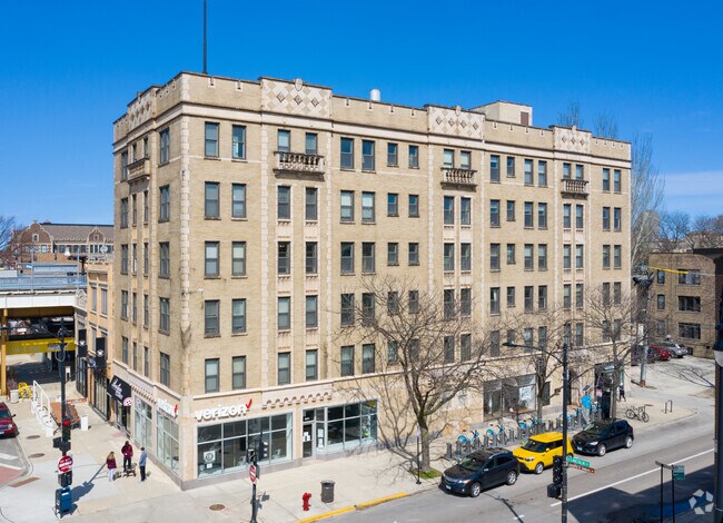 Building Photo - Roscoe Plaza Furnished Apartments