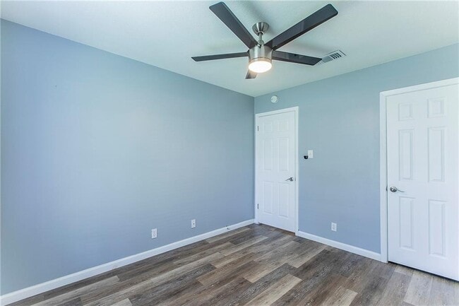 Building Photo - 1171 Angelina St