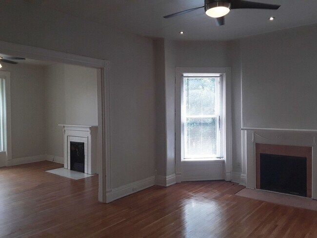 Building Photo - 1238 Garvin Pl