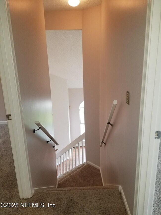 Building Photo - 2159 St Martins Dr E