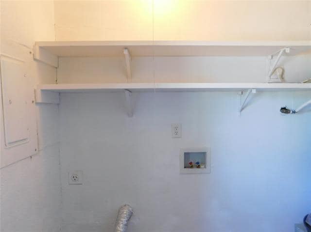 Building Photo - 5529 Gates Dr