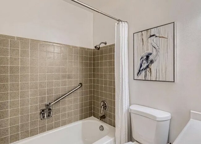 Building Photo - AMAZING 4/2 (Power Inn/Florin) Home!  Plea...
