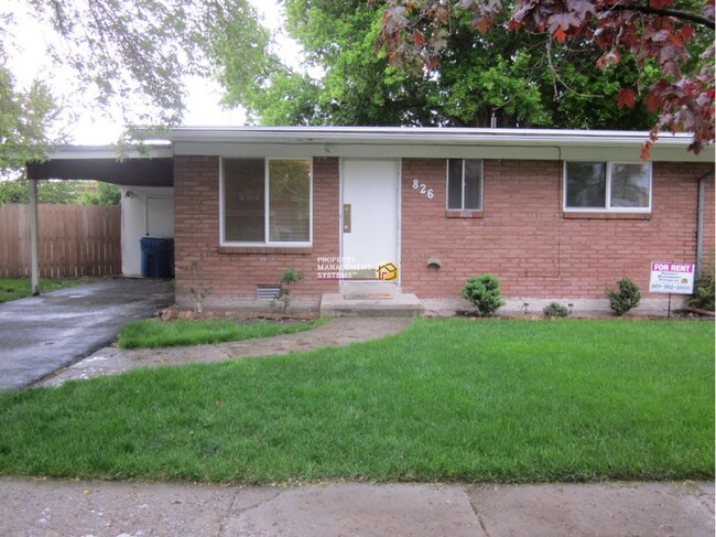 Building Photo - 824-826 E White Maple Way (3700 S)