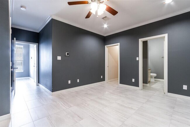 Building Photo - 1504 Colorado St