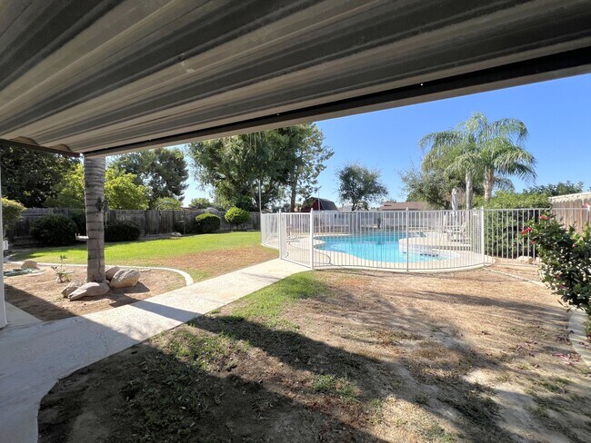 Building Photo - 7415 Hooper Ave