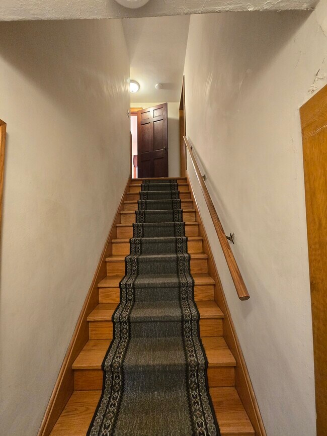 Building Photo - 3 Glyndon Ave
