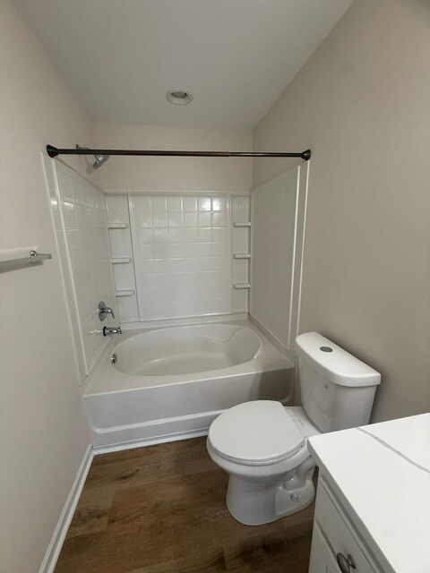 Building Photo - 116 Goldfinch Ave