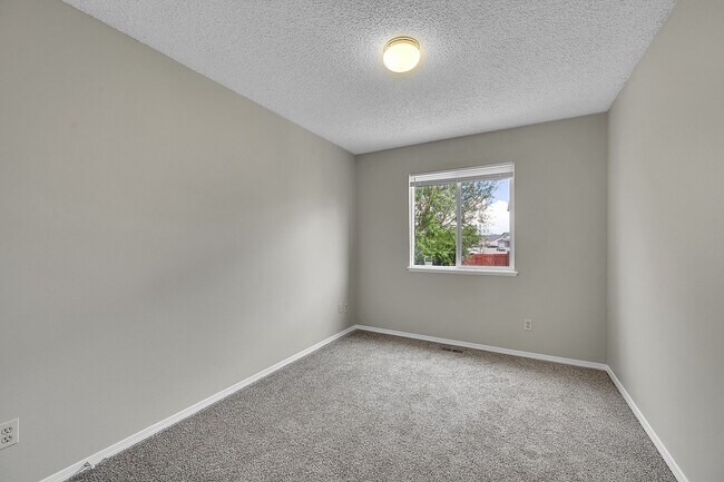 Building Photo - 7732 Middle Bay Way