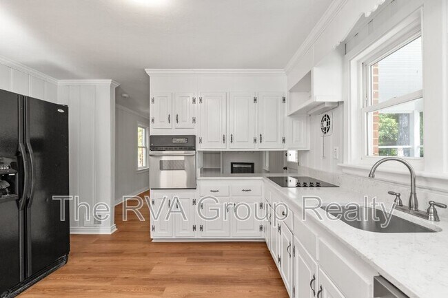 Building Photo - 6220 Debora Dr