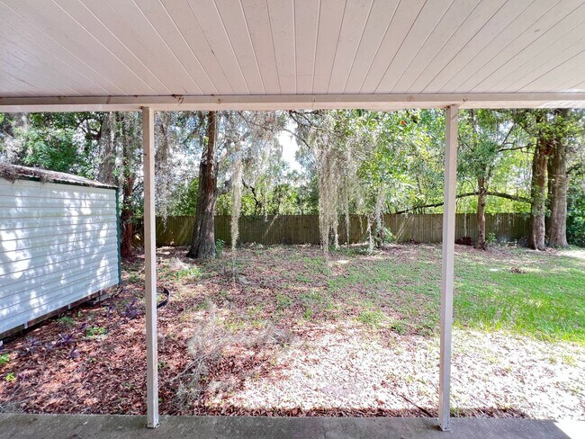 Building Photo - 2BD & 1 BA - Where Charm Meets Comfort: Yo...